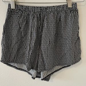 Brandy Melville Navy Disty Floral Daisy Print Flowy Cotton Viscose Shorts-OS